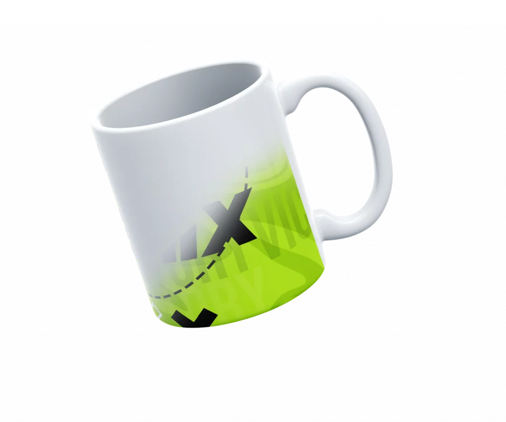 Taza blanca estampada con un diseño a todo color